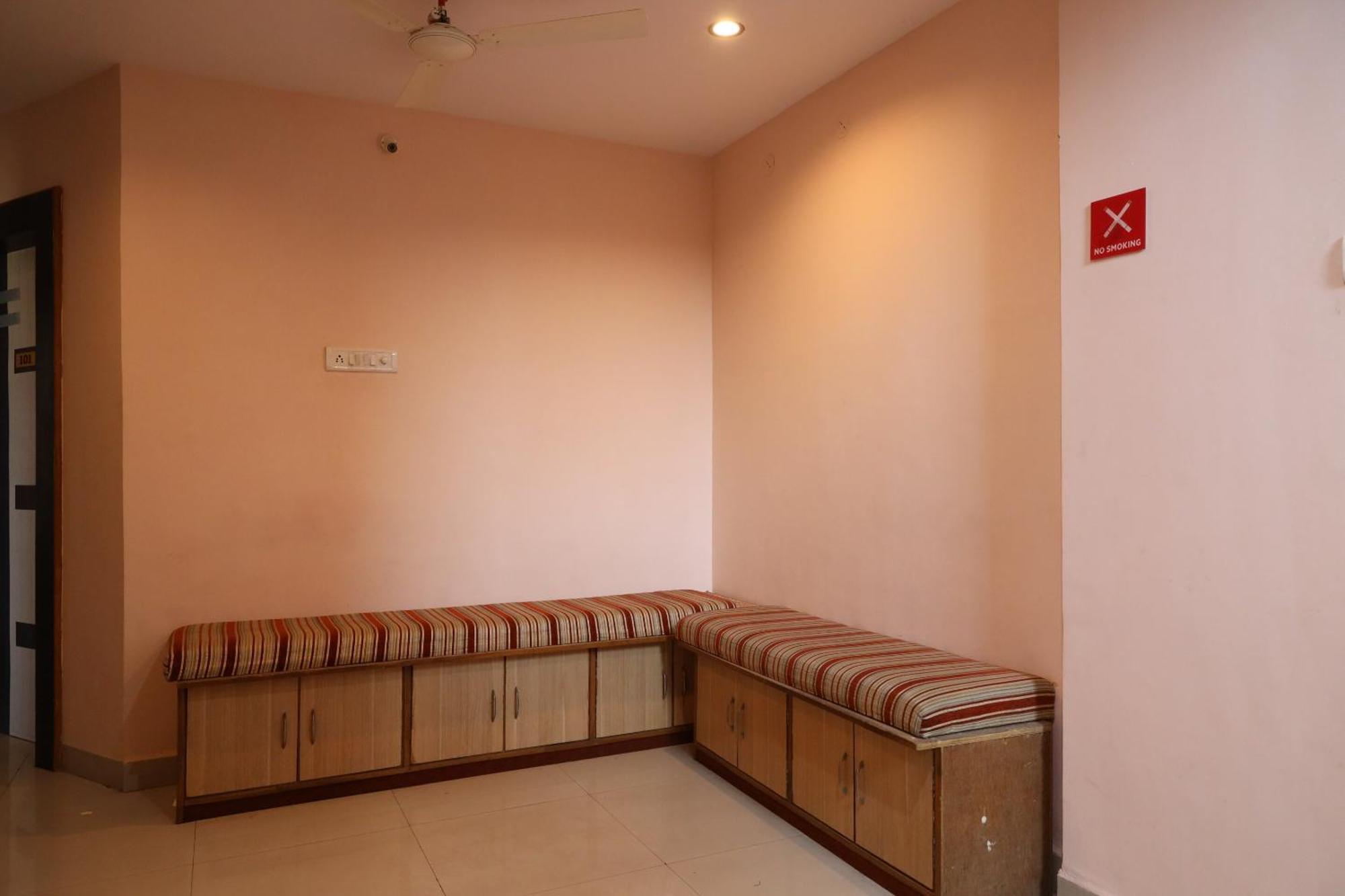 Hotel O Prithvi Inn Nágpur Exteriér fotografie